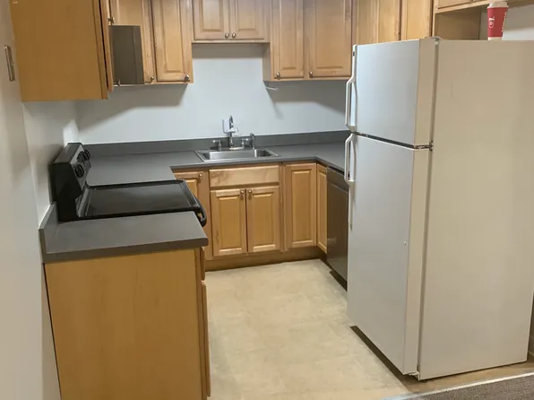 217 Rock St APT H5, Norwood, MA 02062