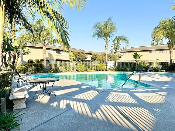 5th image of 10600 Western Ave #2B-1Ba-925Sqft