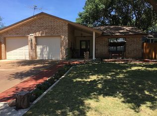 1733 Bluebonnet Ln, Kingsland, TX 78639