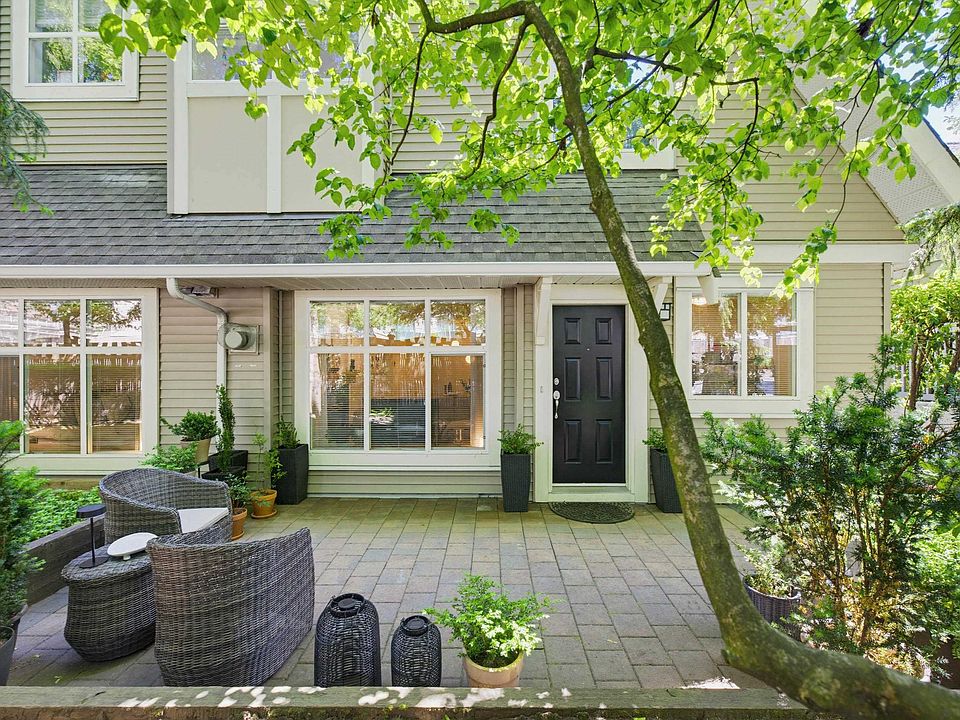 1st image of 1071 Lynn Valley Rd #2