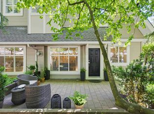 1071 Lynn Valley Rd #2, North Vancouver, BC V7J1Z6