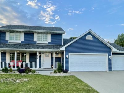 305 Prairie View Dr, Gilbert, IA, 50105