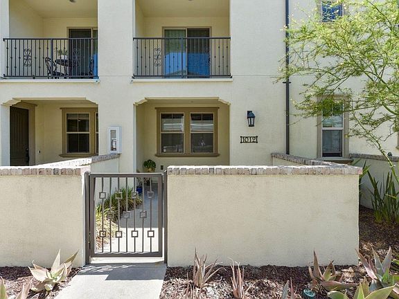 2nd image of 1012 El Paseo