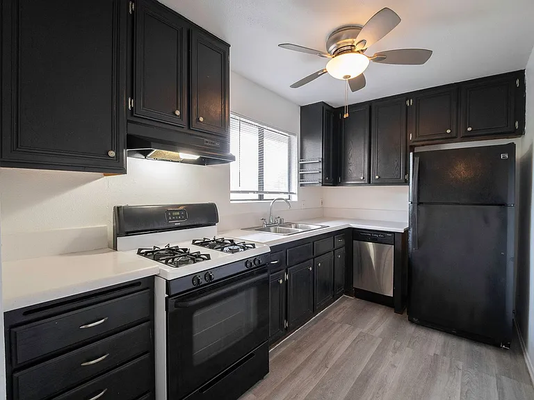 243 South Ave #50-309 — Photo 2