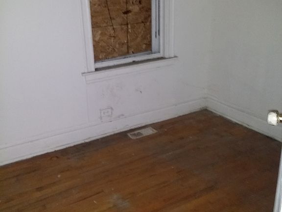 4th image of 6339 S Wolcott Ave
