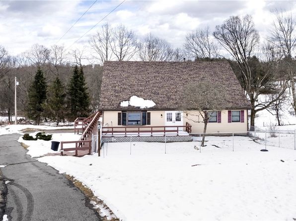140 Iris Ln, Colliers, WV 26035