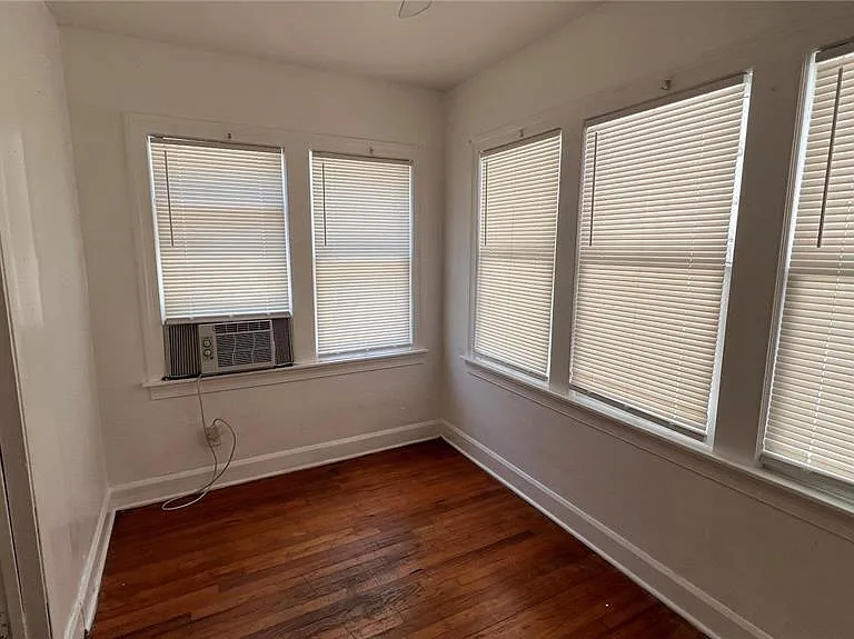 735 Grove St N #2 — Photo 3
