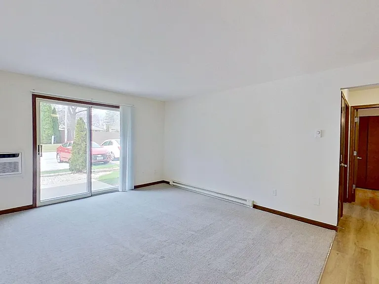 N81W15141 Appleton Ave — Photo 7