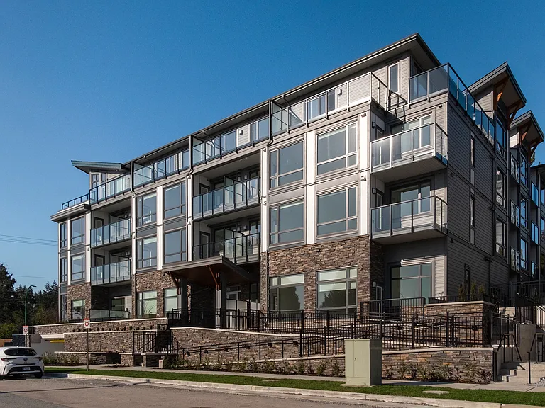 951 Charland Ave #108 — Photo 6