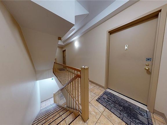 2nd image of 1966 Bergen Ave APT 3I