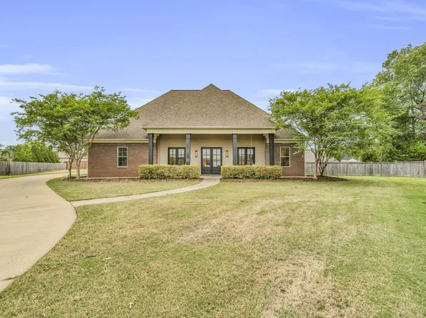 109 Francis Ln, Starkville, MS 39759