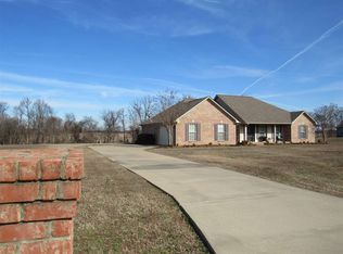 114 Hillside Cv, Dyersburg, TN 38024