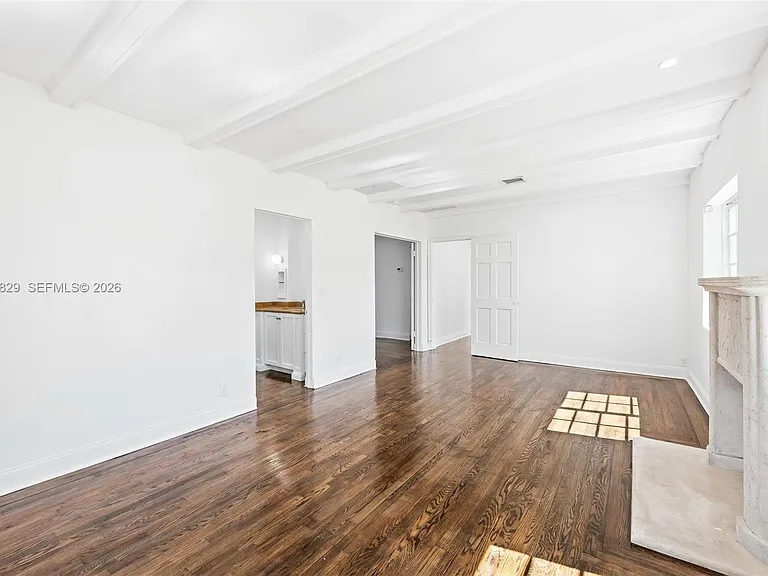 1545 Meridian Ave — Photo 18