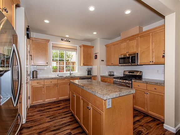 5th image of 2159 Nectarine Drive