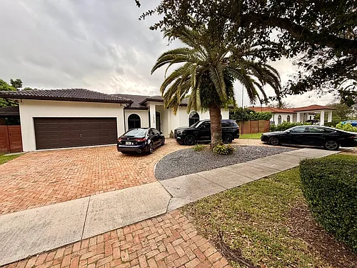 14860 SW 160th St Photo 1