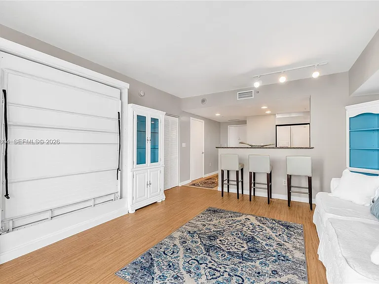 335 Biscayne Blvd #2706 — Photo 12