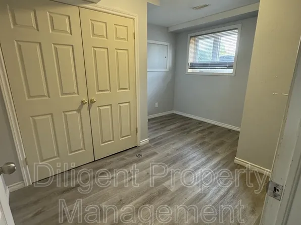 588 Howden St Unit 6, Peterborough, ON K9J 4B5