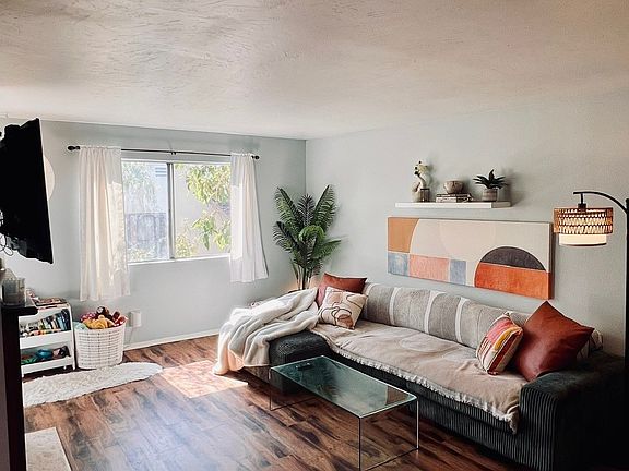 2nd image of 645 Ohio Ave Unit 304