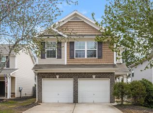 464 Lobdale Falls Dr, Lawrenceville, GA 30045
