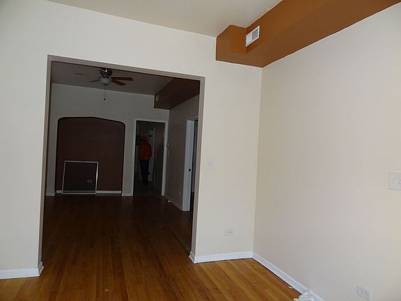 2nd image of 6214 S Bishop St