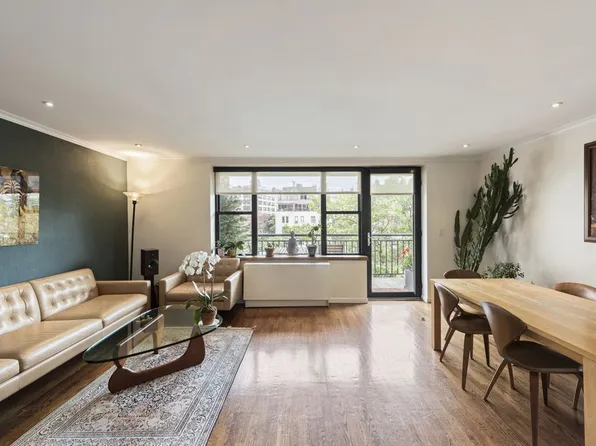 296 West 10th image 1 of 9