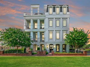 39 Crain Square Blvd, Houston, TX 77025