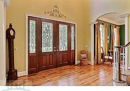 2nd image of 5 Harvest Ln