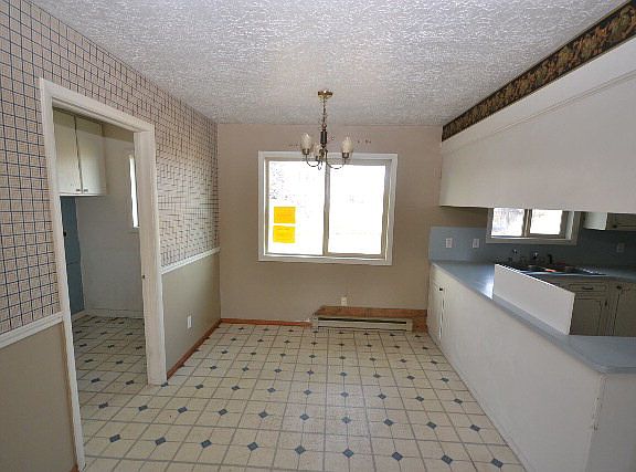 5th image of 4295 E Greenwillow Ln