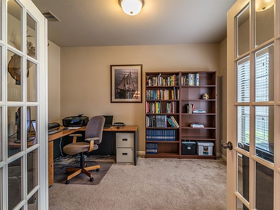 5th image of 524 Jordan Creek Ct