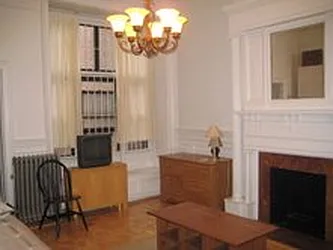 Rented by Elinor Taasa, LREB