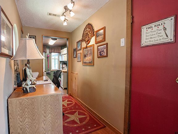 4th image of 2239 County Road 3540