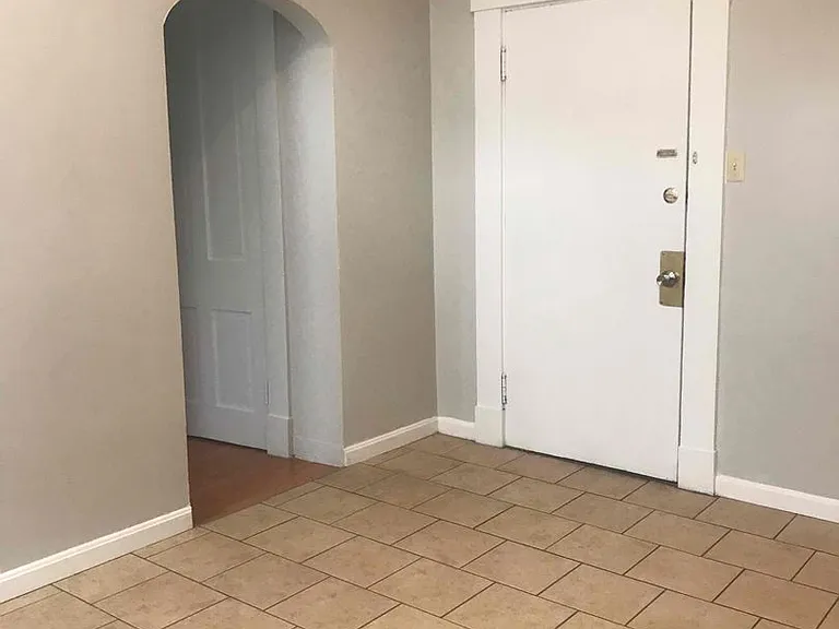 3300 Jefferson Ave — Photo 11