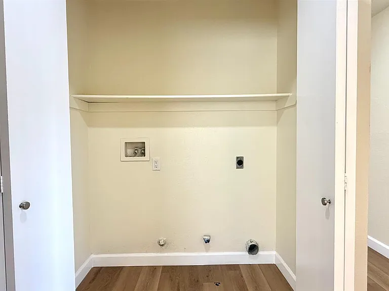 2425 Knowlwood Ct — Photo 11
