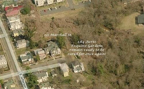 3rd image of 211 Marshall St