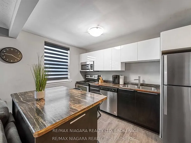 4538 Huron St #8 — Photo 11
