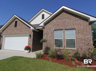 17148 Lafayette Dr, Robertsdale, AL 36567