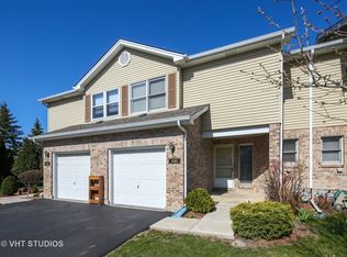 446 S Wenbriar Sq, Addison, IL 60101