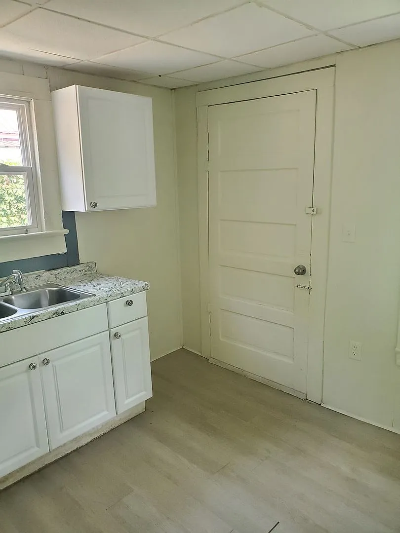 530 North Main St. — Photo 2
