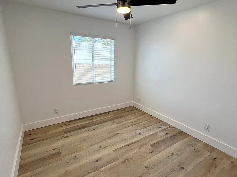 8731 La Salle St #5 — Photo 8