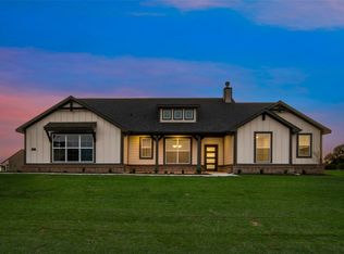 112 York Bridge Rd, Springtown, TX 76082