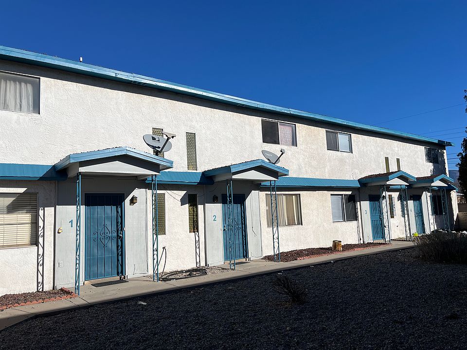 1st image of 804 Ortiz Dr SE APT 3