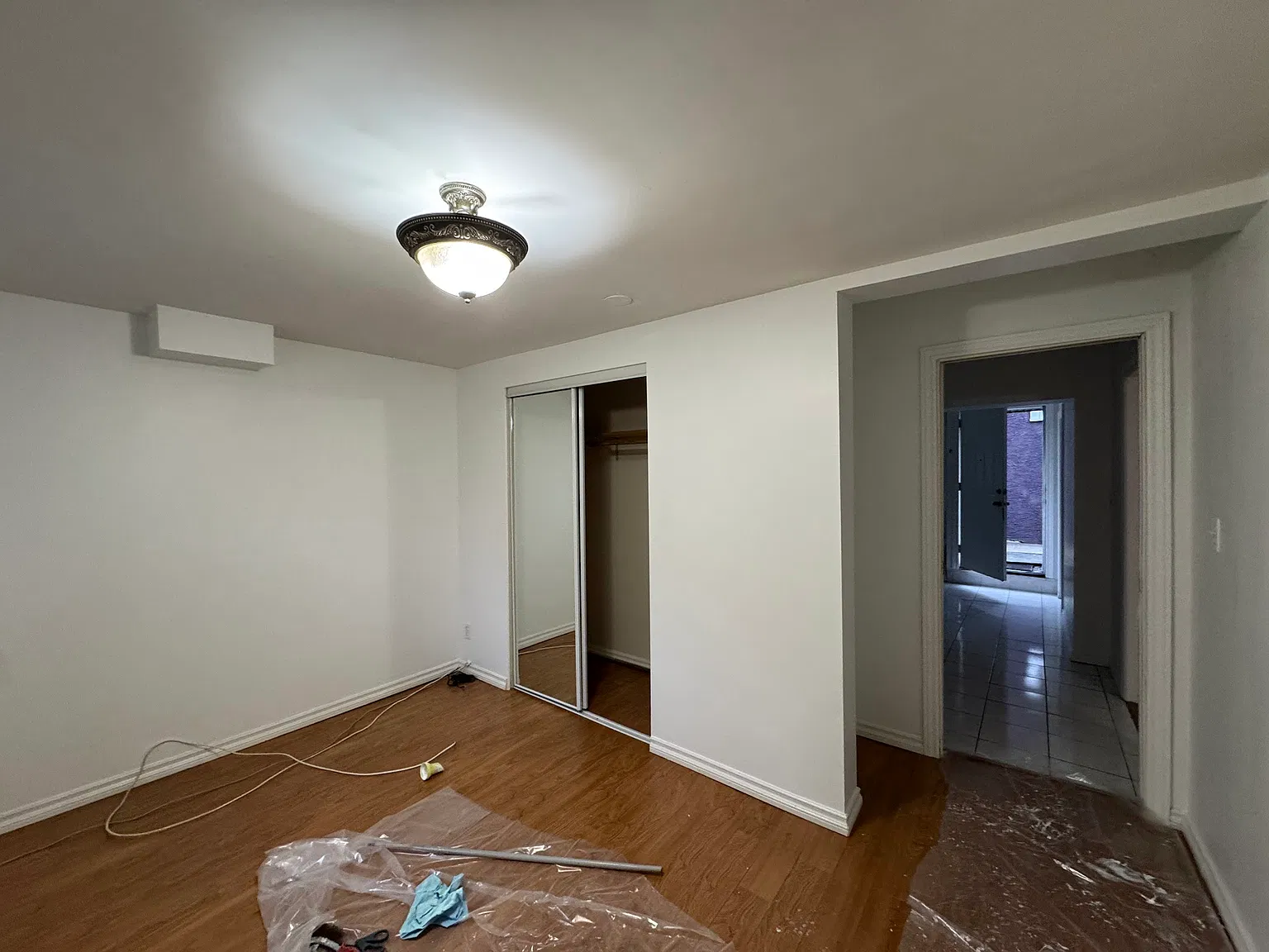 3 bed, 1500 sqft, $2,500 — Photo 2