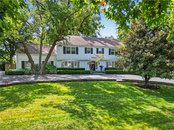 1257 W 63rd Ter, Kansas City, MO 64113