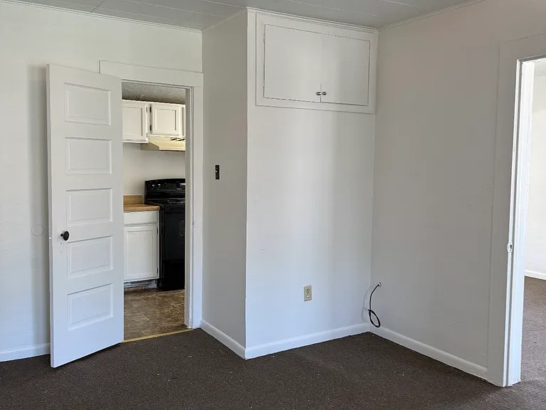 501 Main St #2 — Photo 8