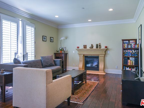 4th image of 11738 Kiowa Ave Unit 204