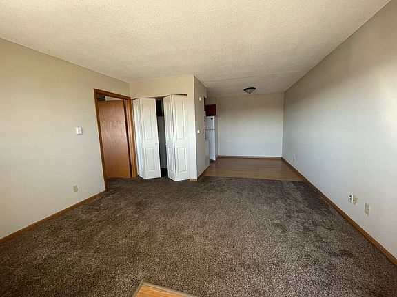 4th image of 1307 7th Ave #17