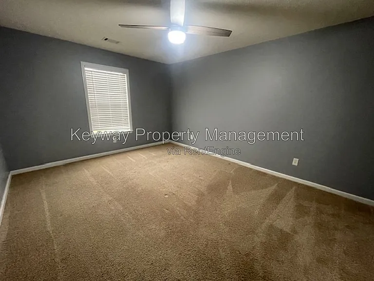 1224 Longpoint Dr — Photo 10