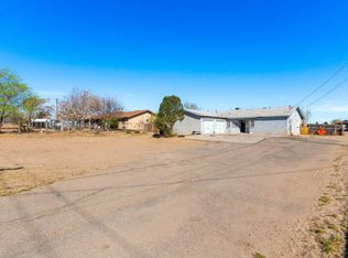 5319 Powers Way Rd SW, Albuquerque, NM 87121