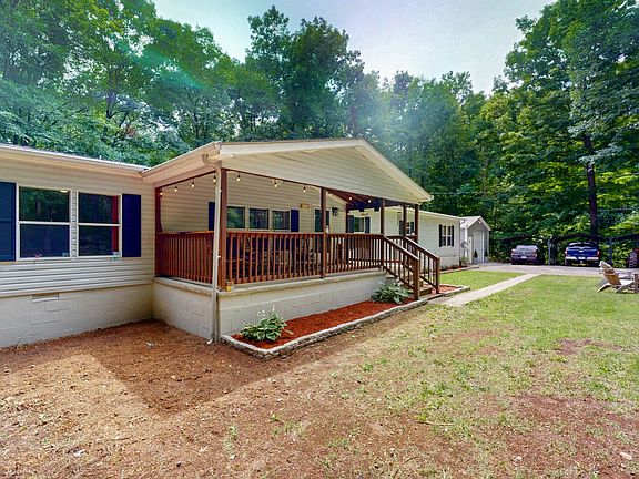 3rd image of 3398 Poplar Hill Rd