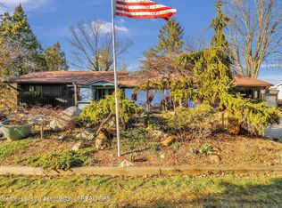 1417 Boichot Rd, Lansing, MI 48906